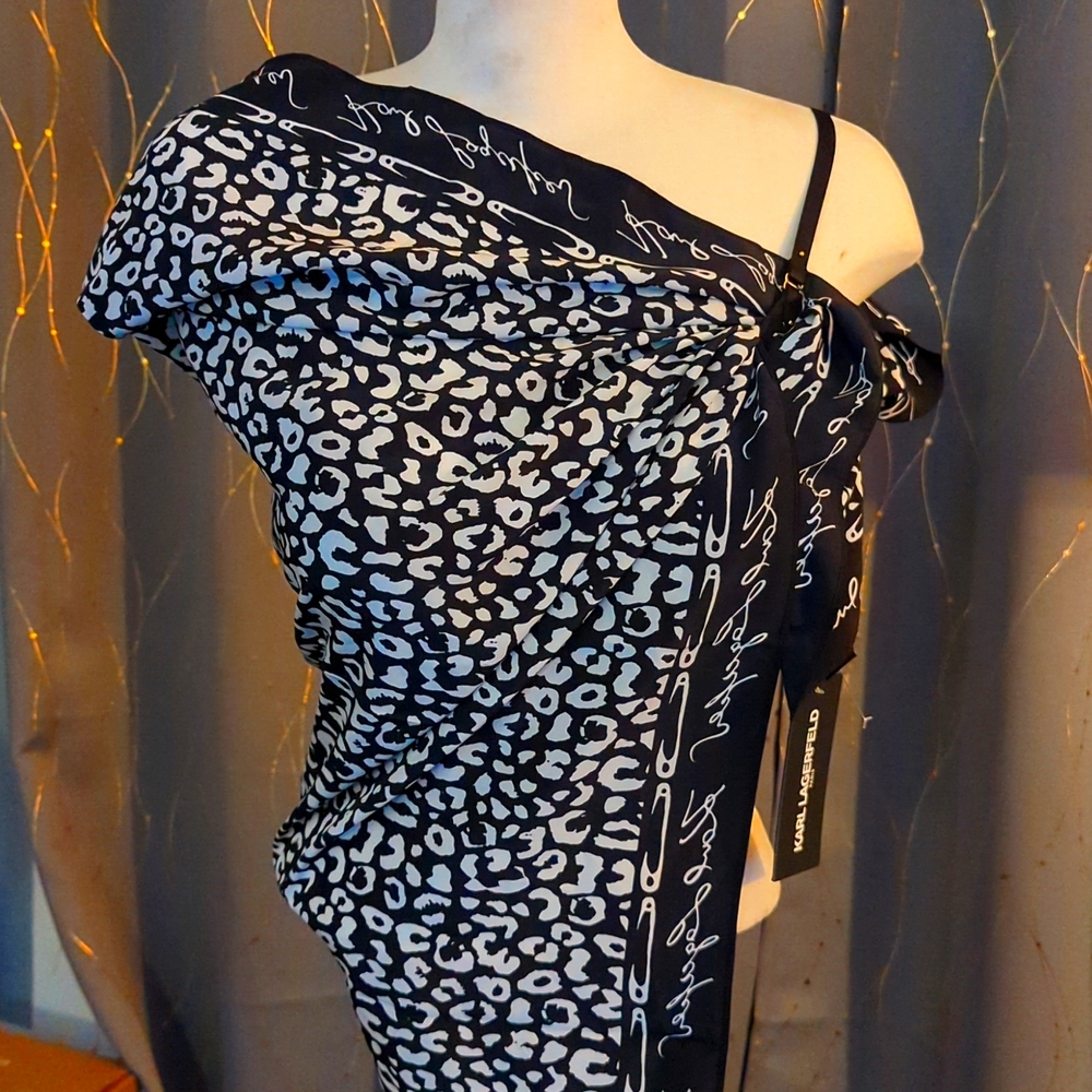 Silk Karl Lagerfeld leopard print scarf